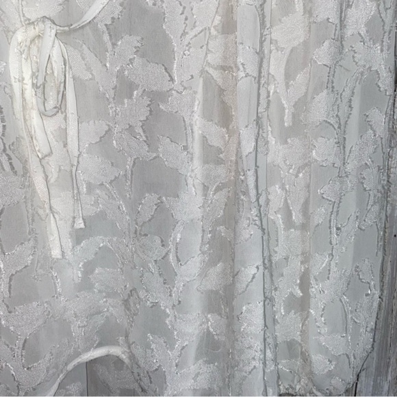 Zara White Sheer Floral Blouse - Picture 2 of 6